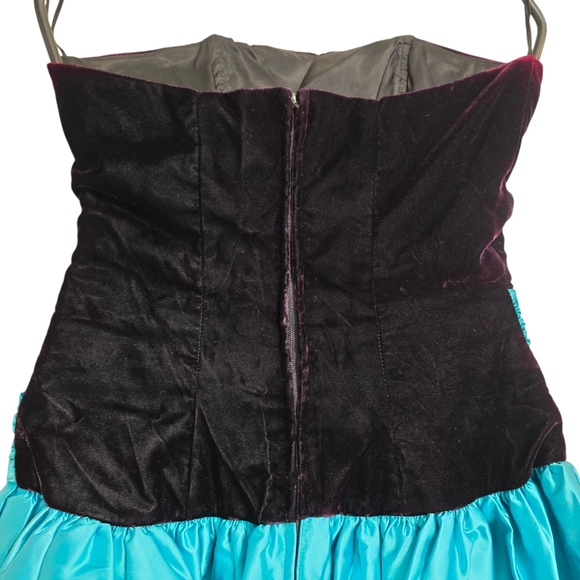 Vintage 80s Scarlett Nite Formal Dress- See Measurements - Picture 8 of 14